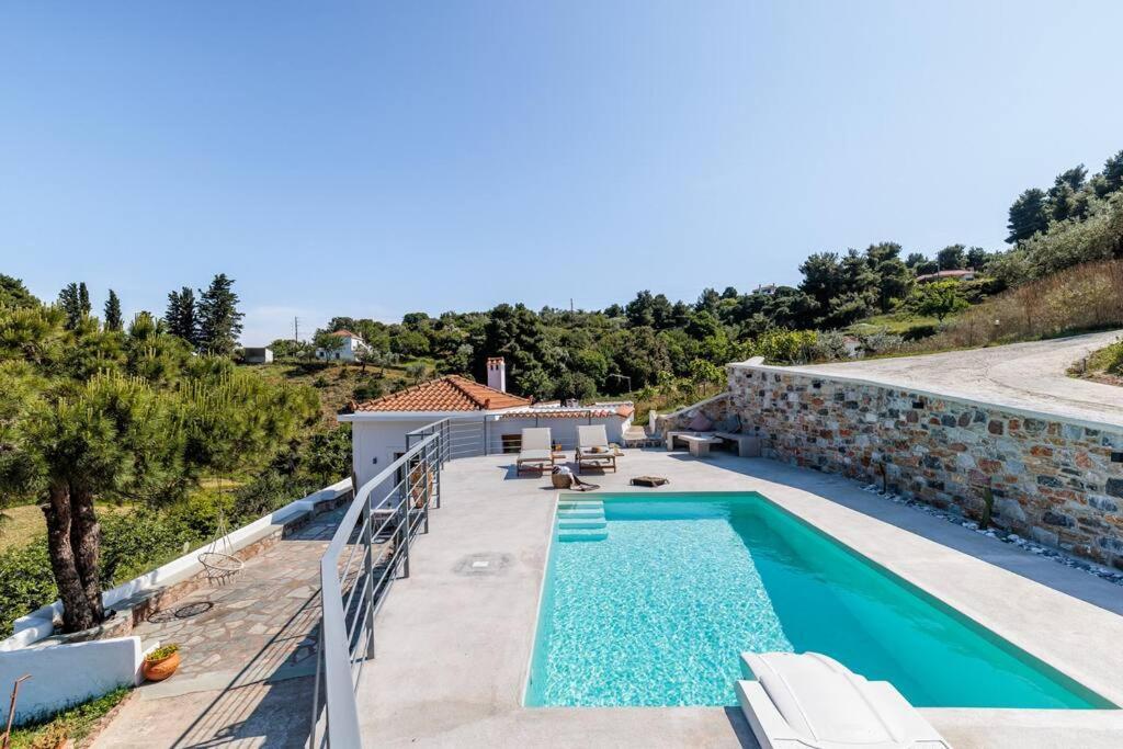 Villa Koukounaria Skopelos Town Bagian luar foto
