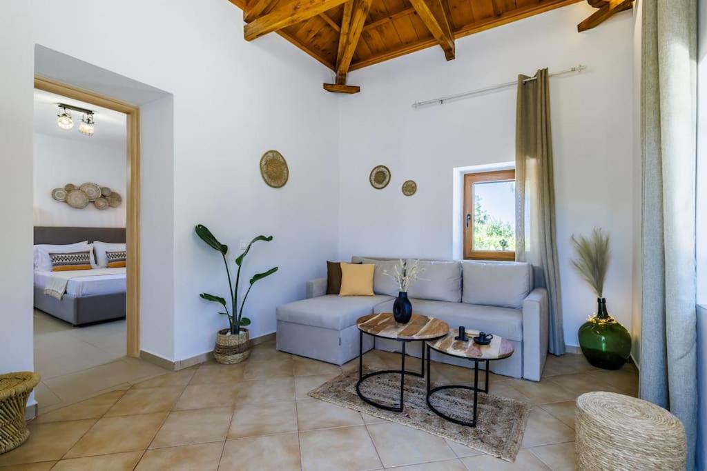 Villa Koukounaria Skopelos Town Bagian luar foto