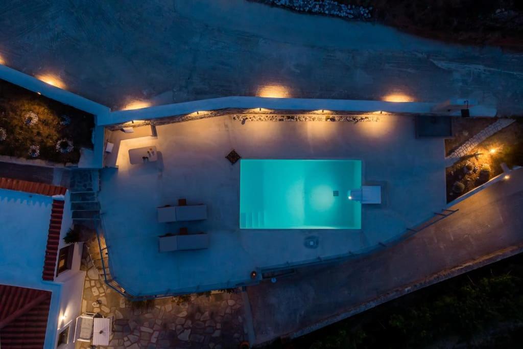 Villa Koukounaria Skopelos Town Bagian luar foto