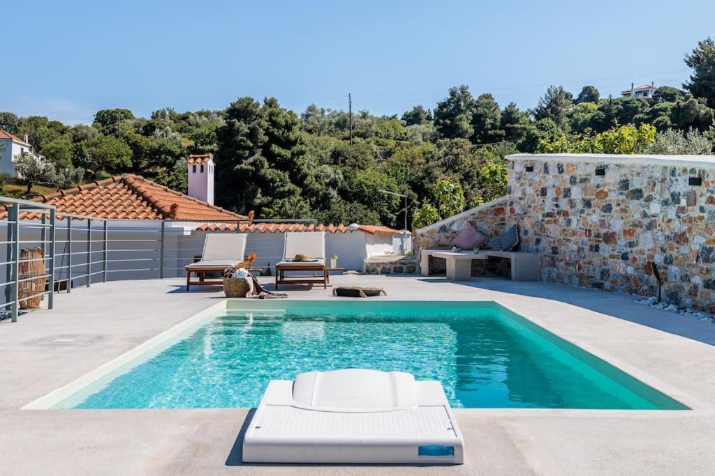 Villa Koukounaria Skopelos Town Bagian luar foto