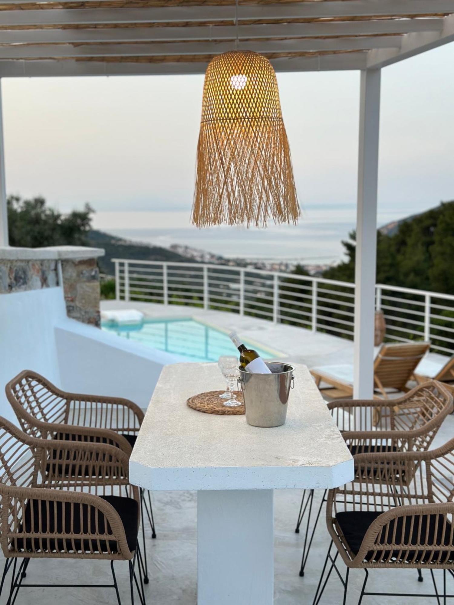 Villa Koukounaria Skopelos Town Bagian luar foto