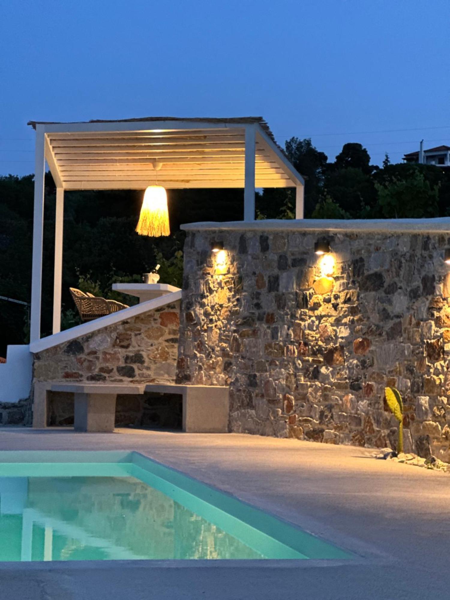 Villa Koukounaria Skopelos Town Bagian luar foto